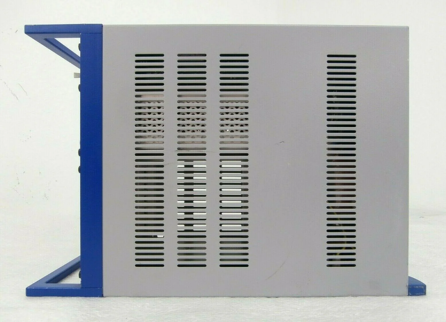 PI Physik Instrumente E-501.00X 2-Channel Modular Piezo Controller Rack ...